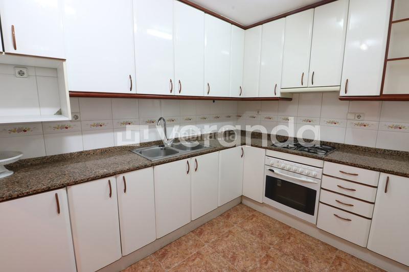 Foto 875accb9-b356-4055-9576-8214d75c59b3. Piso 4 habitacions 119 m2 zona Centre en Centre Ripollet