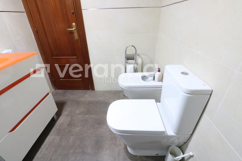 Foto 592332ba-4ee3-48eb-beda-c5c769294fd6. Piso 4 habitaciones ascensor y balcon en Sant Andreu-Gassó Vargas Ripollet