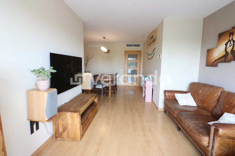 Foto c35e0d86-72b1-4e50-8711-f813564f1a19. Pis amb calefacció aparcament a Mas Rampinyo - Montcada Nova - Carrerada Montcada i Reixac