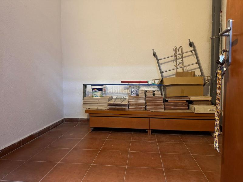 Foto d3447109-ad63-4088-9e5d-114b44be33fc. Alquiler local comercial trastero 7 m en planta baja casc antic en Ripollet