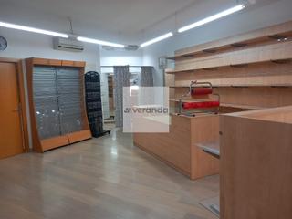 Local Comercial a Casc Antic