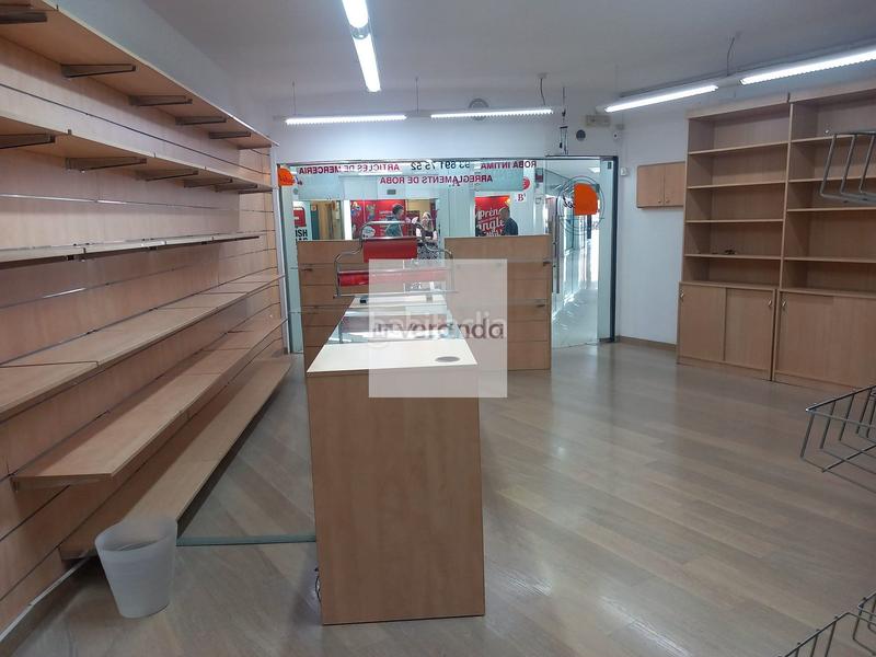 Foto bd9702fe-1579-4dec-844d-faeea83f1227. Location local commercial dans Casc Antic Ripollet