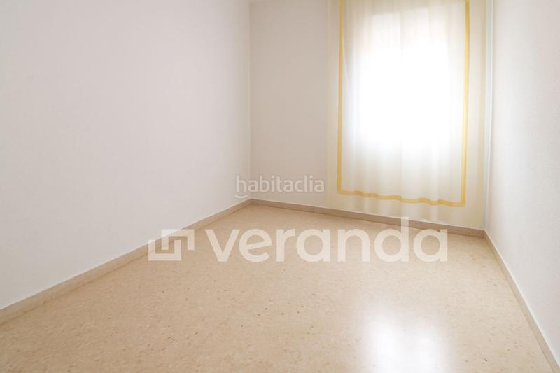 Foto d395985a-ad89-4e0c-8a5e-4a04bd1afe42. Pis amb calefacció aparcament a Centre Ripollet