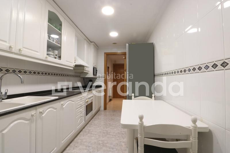 Foto f9ec542f-0aad-4f70-9ce0-d3cbacd232a7. Pis amb calefacció aparcament a Centre Ripollet