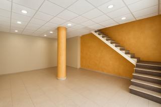 Local Comercial  Carrer de sant andreu. Local zona gasso vargas 240 m2.