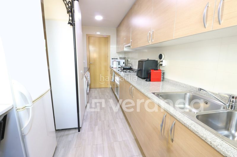 Foto bd84d7c9-84d9-4e76-83b9-92a76548715b. Pis amb calefacció aparcament a Casc Antic Ripollet