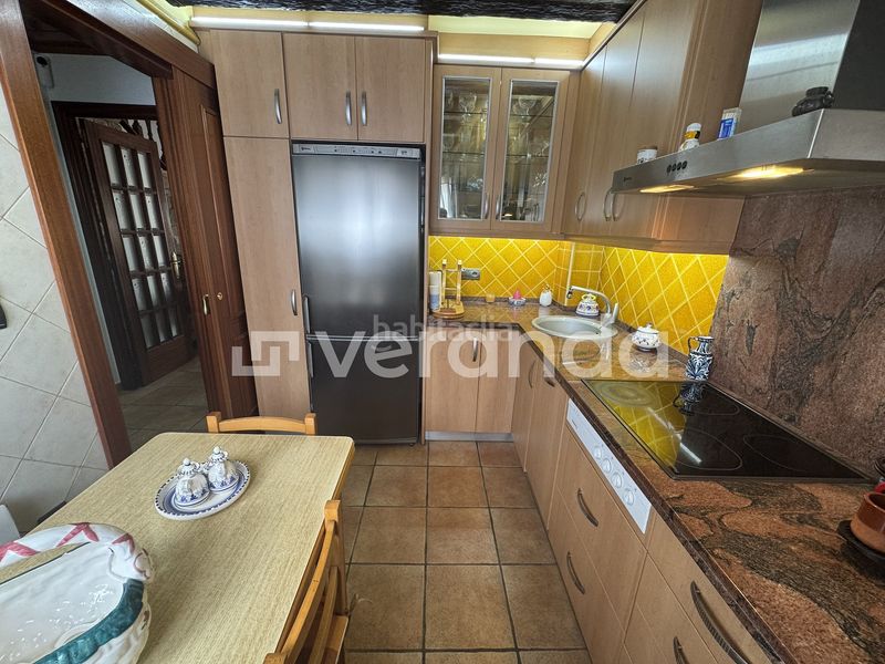 Foto 02a7e3ea-d0ba-4d3c-b246-b277e198cdd2. Casa adossada amb calefacció aparcament a Can Clos-Pinetons Ripollet