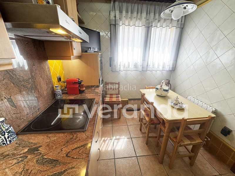 Foto f4f9db9d-6005-40d2-ab22-01177c7e6a90. Casa adossada amb calefacció aparcament a Can Clos-Pinetons Ripollet