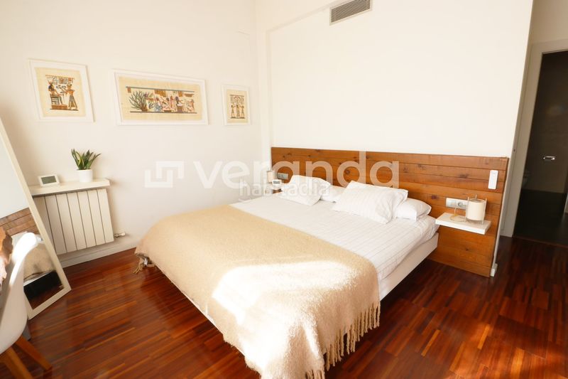 Foto f027f5f8-9ba5-4213-8936-1e2447020ce5. Casa adossada amb calefacció a Centre Ripollet