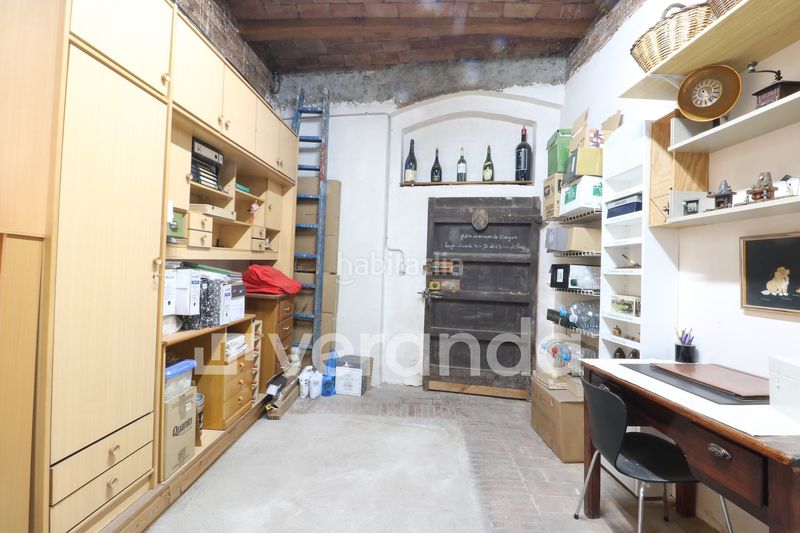 Foto 6fc60b3d-47b5-43d6-93cb-3ffd471329b5. Casa adossada amb aparcament a Centre Ripollet