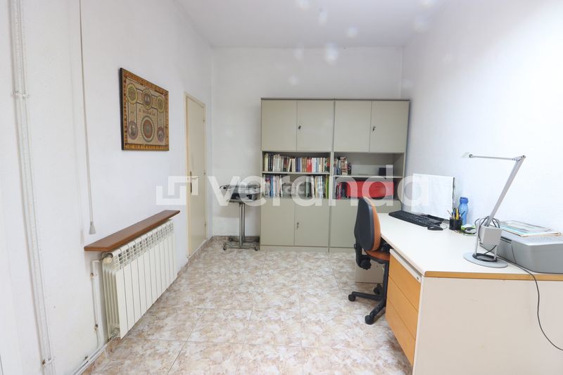 Foto a669af52-de03-4332-b0e6-e5ce35d65f76. Casa adossada amb aparcament a Centre Ripollet