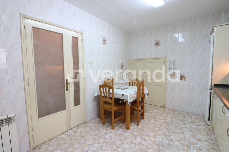 Foto a9775a59-a6a1-4575-9b17-e0f7a7b8761f. Casa adossada amb aparcament a Centre Ripollet