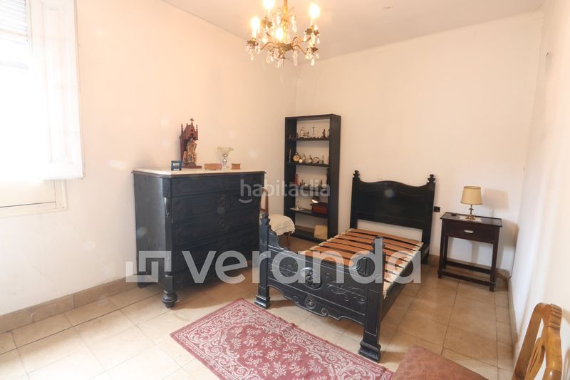 Foto d527a3d5-1b52-463b-b0e0-58e93842ca89. Casa adossada amb aparcament a Centre Ripollet