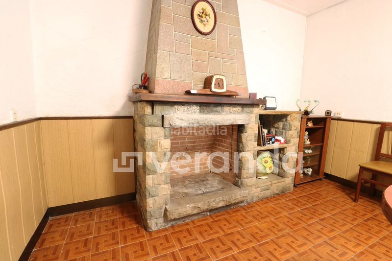 Foto a98d3f2a-bd19-4ad9-97f2-2dd03f63552c. Casa amb calefacció aparcament a Font Pudenta Montcada i Reixac