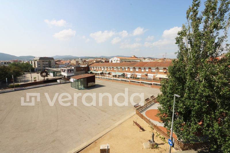 Foto f1958eb7-8539-4d74-bb17-ba0b30231453. Pis amb calefacció aparcament a Casc Antic Ripollet