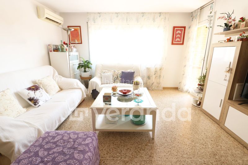 Foto 98c1a30a-f0e2-46e7-bd9e-a493dcf1baec. Flat with heating parking in Can Clos-Pinetons Ripollet