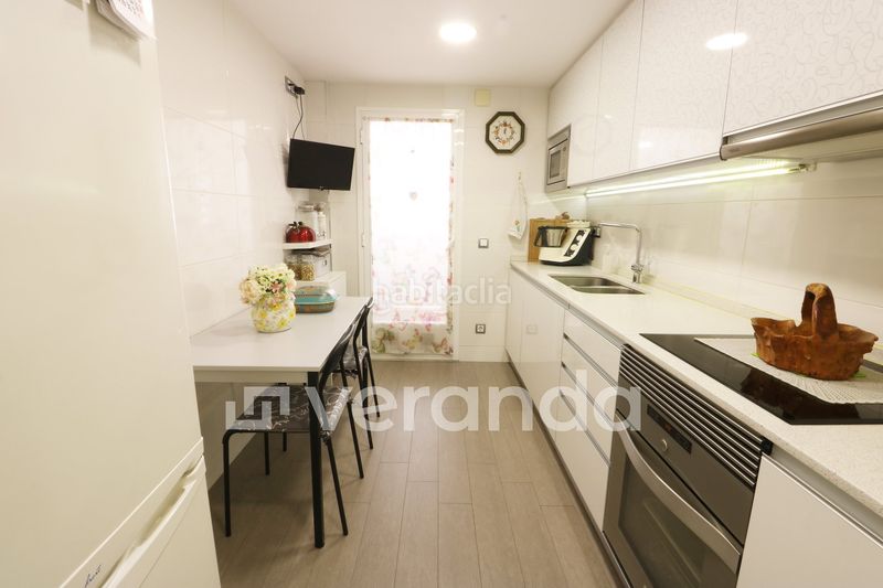 Foto e04ab43d-465a-40e4-9e0f-8bf8af2f2d80. Flat with heating parking in Can Clos-Pinetons Ripollet
