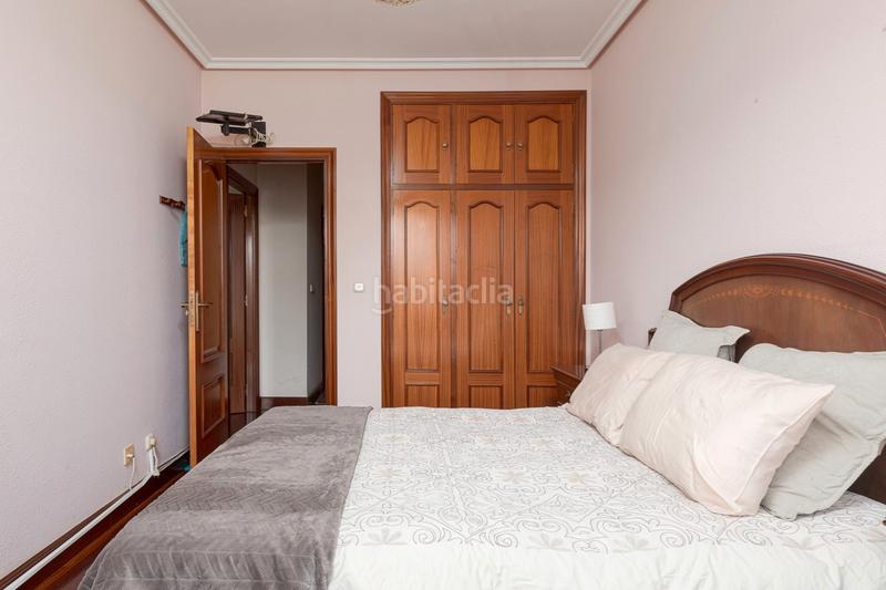 Foto 0e843e4f-66b9-483d-8bc2-cabbe1bf5fba. Alquiler casa adosada txurkoene en Egia Donostia - San Sebastián
