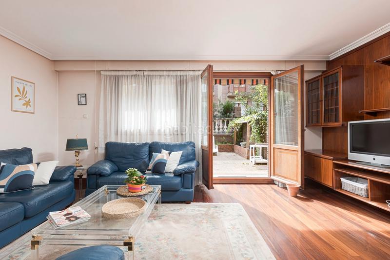 Foto e6120e18-ed0c-485c-bfda-135ef7422bf9. Rent semi detached house with heating parking in Egia Donostia - San Sebastián