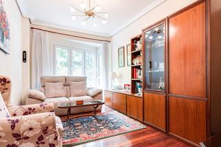 Appartement  Mandasko dukearen pasealekua. Duque de mandas