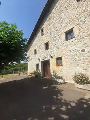 Haus  Travesía garbera. Caserio garbera