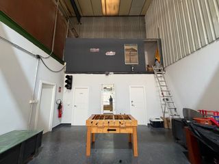 Geschäftsraum in Ubarburu Pasealekua