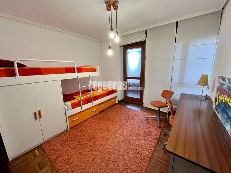 Foto debe67ea-7b38-42a8-b19d-028bc0fbdbaa. Location appartement avec chauffage dans El Carbayedo - El Quirinal Avilés