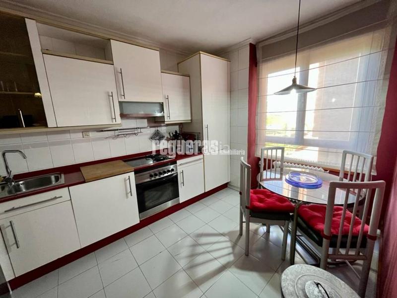 Foto dfc341ab-1355-4e47-b05d-65ed3922f752. Location appartement avec chauffage dans El Carbayedo - El Quirinal Avilés