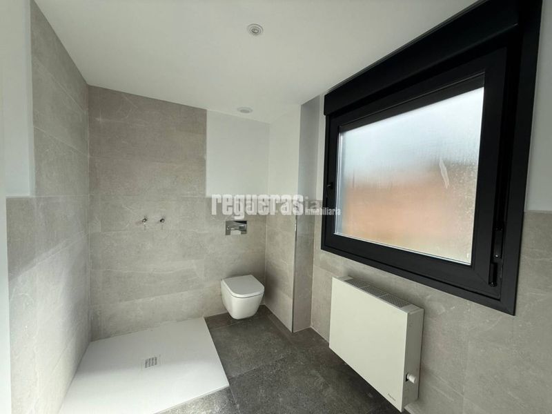 Foto 12750356-07f1-486f-bc29-cb7e144c72d4. Xalet amb calefacció aparcament a Soto del Barco