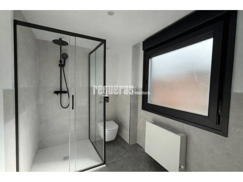 Foto 3cde66d9-994f-4960-a6d1-5b2af13ea4f6. Xalet amb calefacció aparcament a Soto del Barco