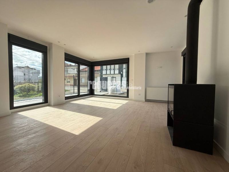 Foto 46e67da5-fe0b-4240-9bc9-bf34d1dc3b44. Xalet amb calefacció aparcament a Soto del Barco