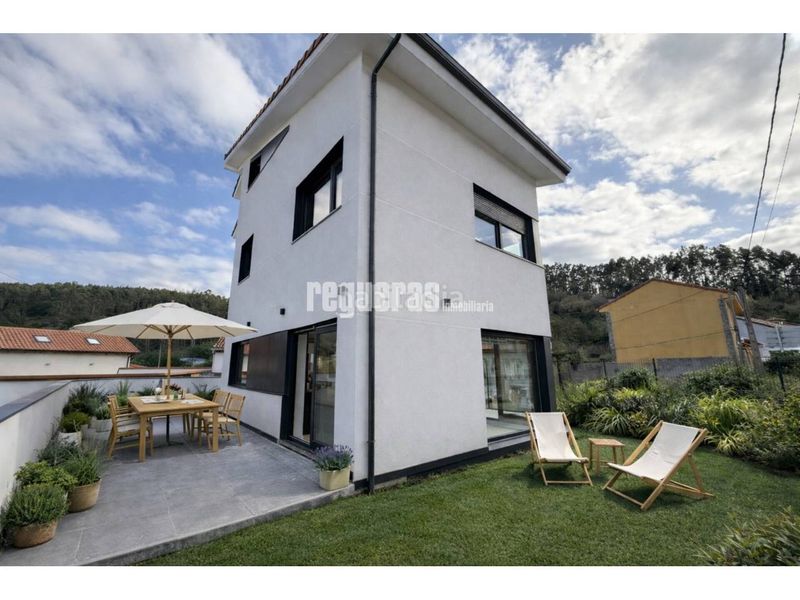 Foto 64e845a8-fa2c-4b0a-840d-c9112ab74963. Xalet amb calefacció aparcament a Soto del Barco