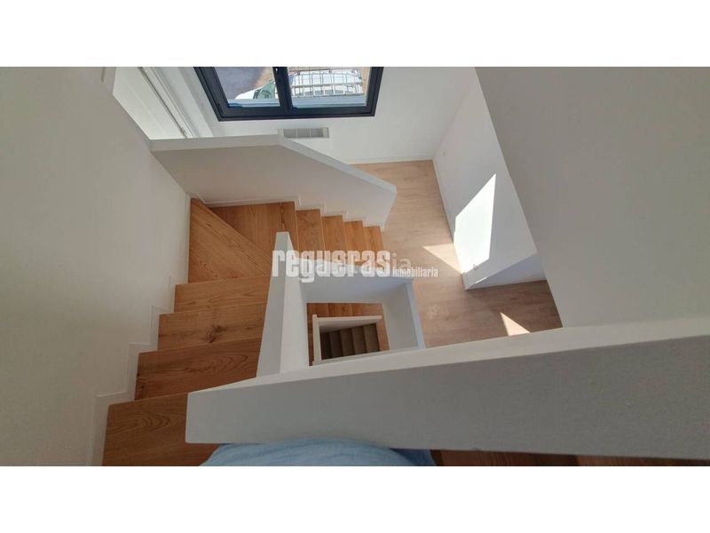 Foto f389379b-084a-4b45-90cd-26c03a6a395e. Xalet amb calefacció aparcament a Soto del Barco