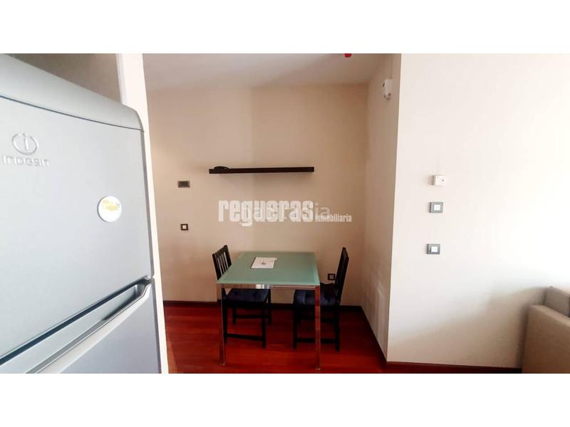 Foto 30b5bef2-a07a-45aa-97c3-6d528923e3f5. Apartamento  de lujo en calle la merced, en Gijón