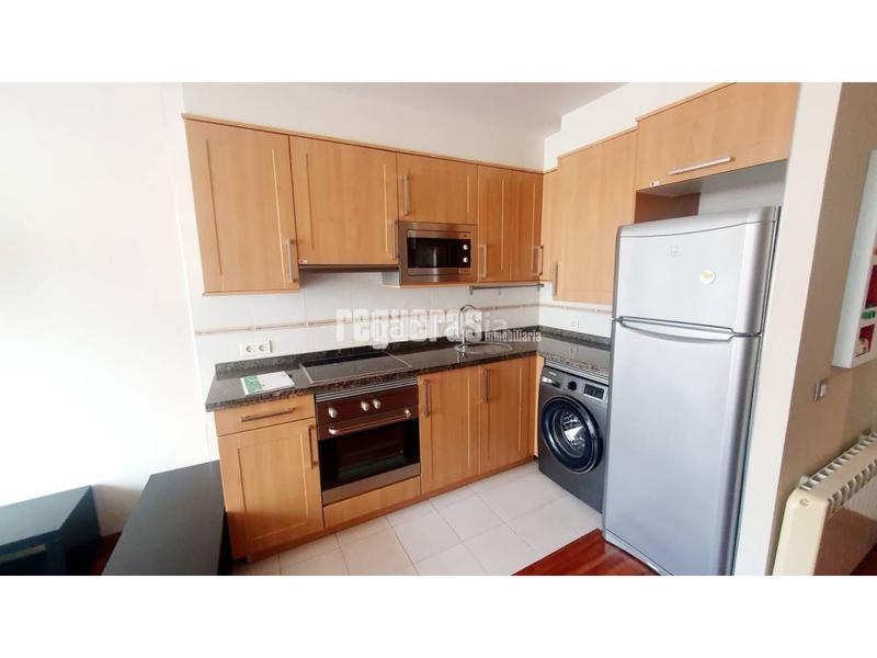 Foto b989596f-71c6-45d0-a192-7705b421bba7. Apartamento  de lujo en calle la merced, en Gijón