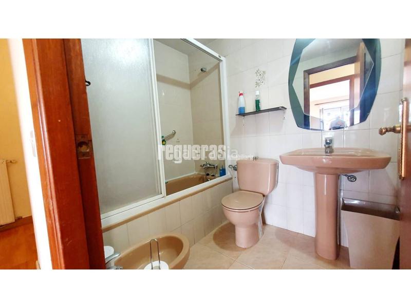 Foto a335cf9c-35ca-4dfc-b99c-d2b8a9ebed99. Piso  en venta en la calle juan ochoa, en Centro Avilés
