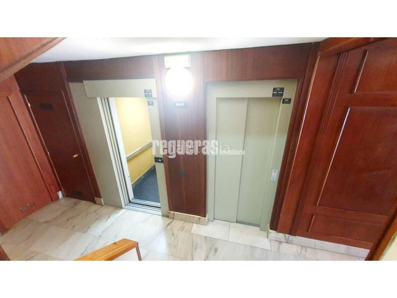 Foto d8282291-4fb1-4614-8e48-05c8ef1b29ef. Piso  en venta en la calle juan ochoa, en Centro Avilés