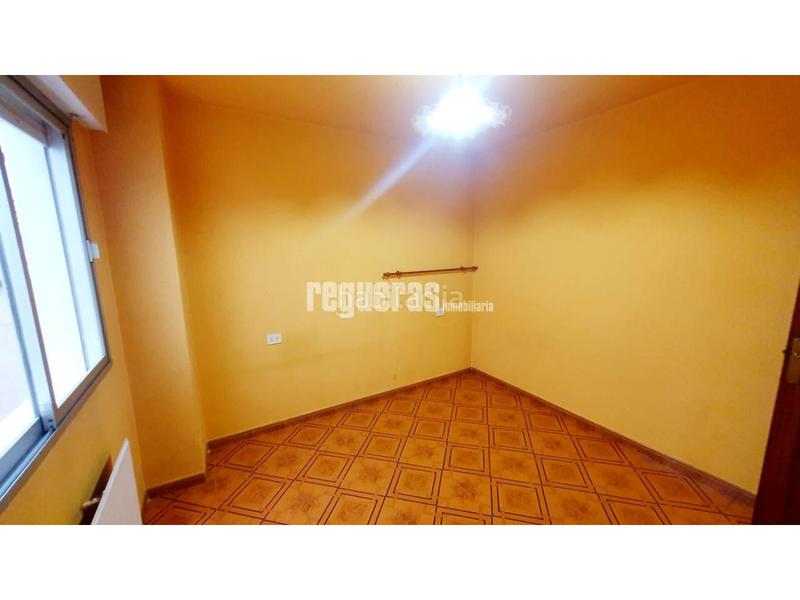 Foto e62e37e4-d72e-4e41-b469-3ffb00c1fbbc. Piso  en venta en la calle juan ochoa, en Centro Avilés