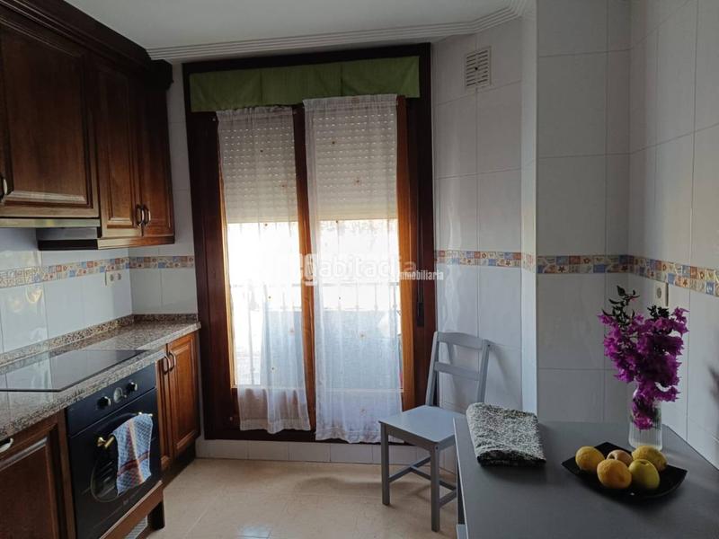 Foto 40e56e5b-b823-4781-b8a5-c712fda22bc5. Alquiler piso alquiler en el alfaraz septiembre junio en Avilés