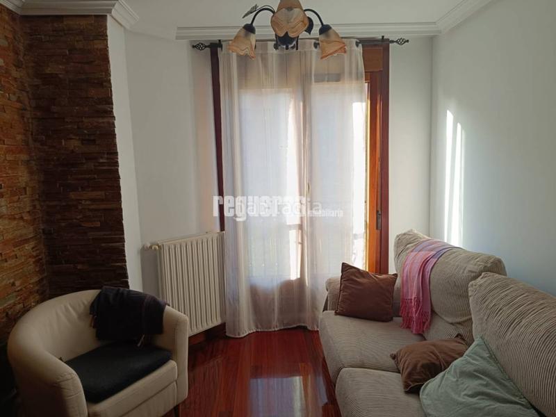Foto b2d0d6b0-ae00-4d0d-aef0-0e4339901a0a. Rent flat with heating in El Carbayedo - El Quirinal Avilés