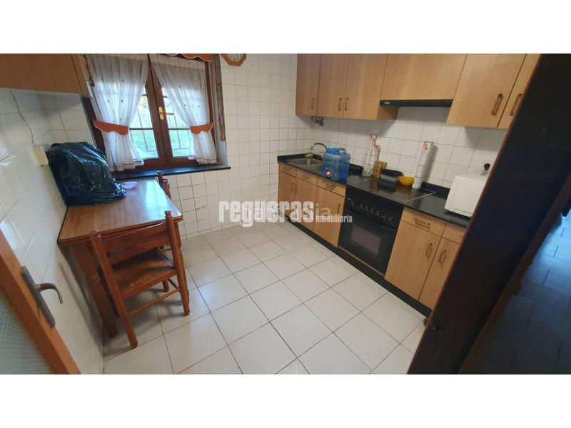 Foto f2fc30ab-cf75-47a3-b90b-8da3c637a5ef. Haus mit heizung parking in El Carbayedo - El Quirinal Avilés