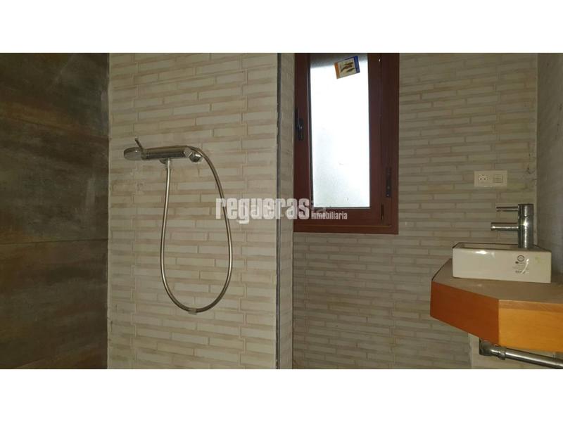 Foto f8ebfd1e-9bc8-4eb6-b5bf-00263945824c. Chalet in Illas