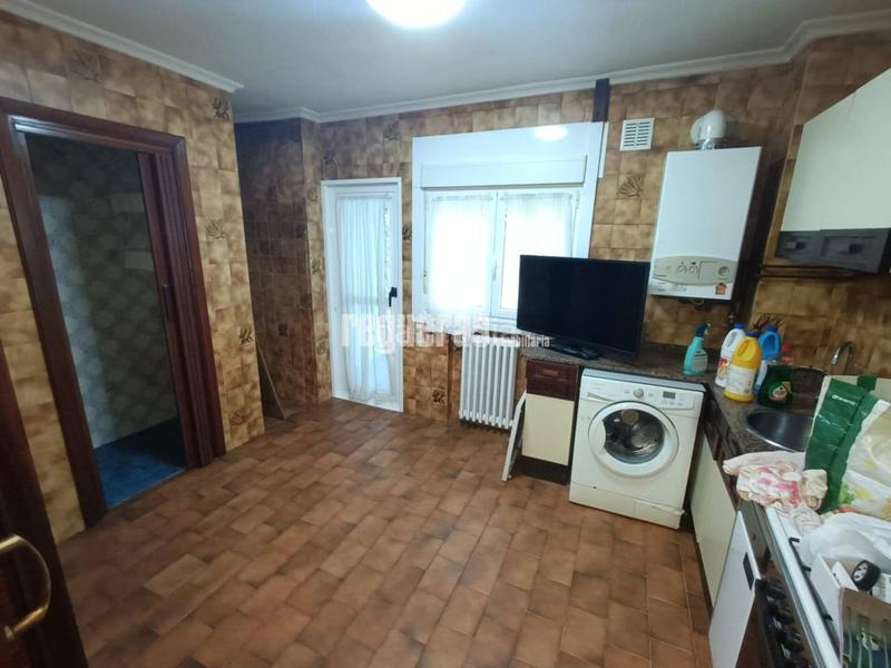 Foto e0412724-7c9d-4f70-a625-4488292350fd. Appartement avec chauffage dans Centro Avilés