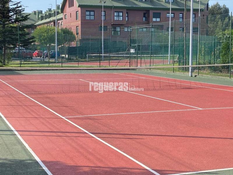 Foto 804a167d-c53e-47ca-9b57-0dc229917f17. Dúplex amb calefacció aparcament piscina a Coto Carcedo Castrillón