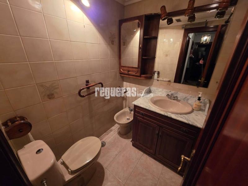 Foto 3d202ff9-90ba-42ee-abaf-4e97e84b3f57. Flat with heating parking in Centro Avilés