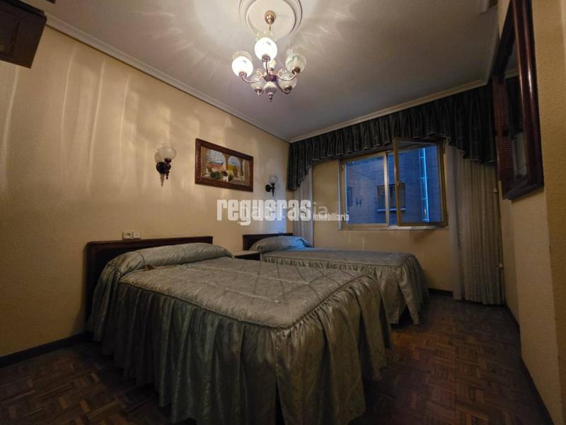 Foto 960763c6-ba83-4989-aee5-68b56f050cbb. Flat with heating parking in Centro Avilés