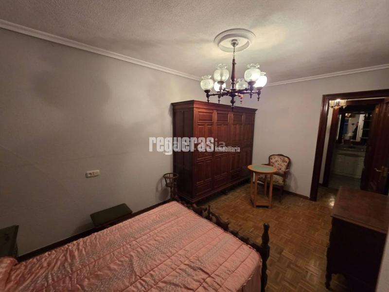 Foto bcbec05d-b2cb-4e7e-8f79-25b41a169e04. Flat with heating parking in Centro Avilés