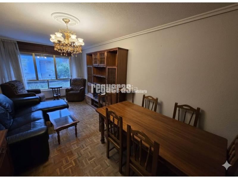 Foto dfe60519-cec0-4bea-9547-7279d54860e3. Flat with heating parking in Centro Avilés