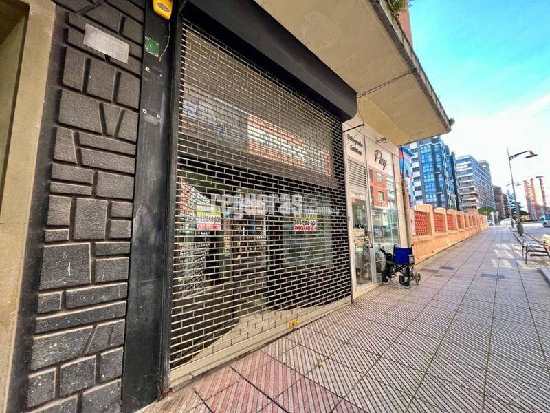 Foto 02b54184-b23d-4f8e-8836-109ba59059b6. Lloguer local comercial a Centro Avilés