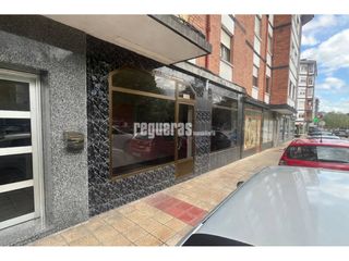 Business premise in Calle Reconquista